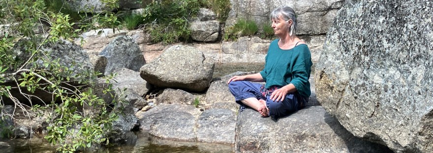 méditation le long du Tarn en Lozère